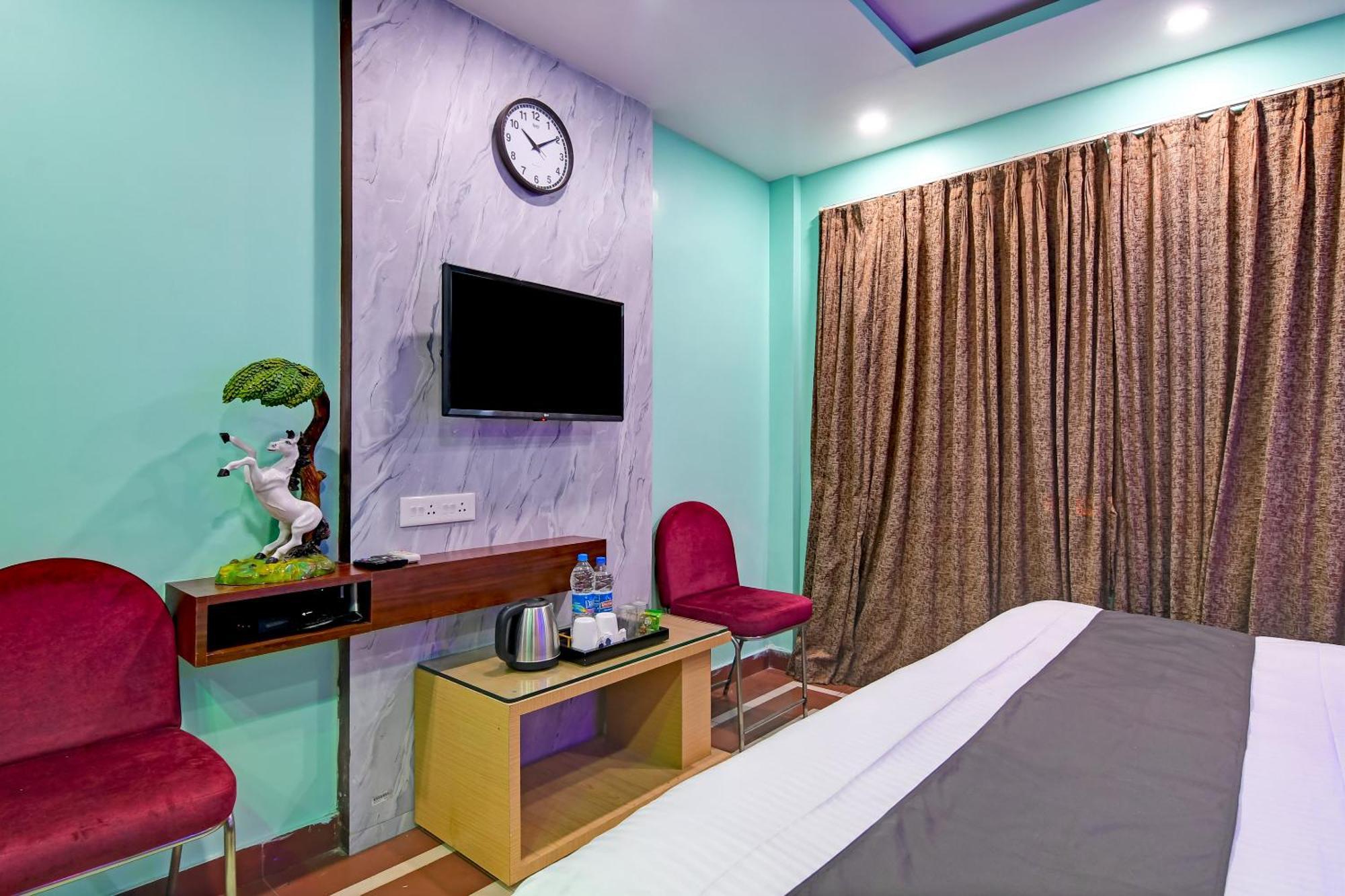 Hotel Ashray Пури Экстерьер фото